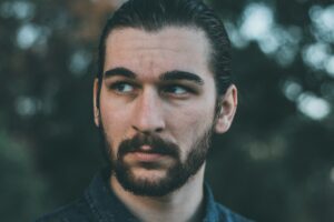 Protez Saç Yaptırmadan Önce Bilmeniz Gereken Her Şey